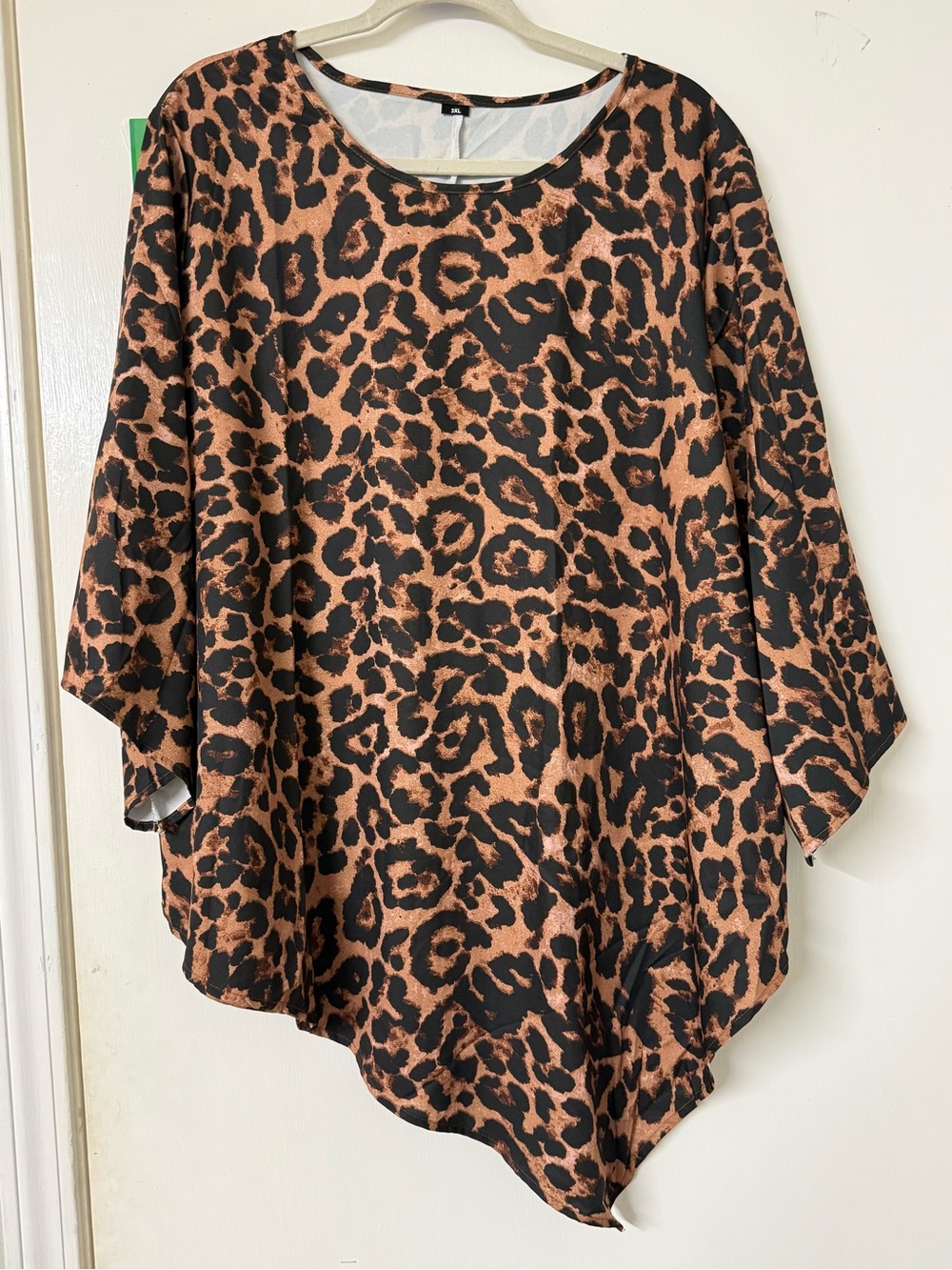 Leopard Print Dolman Sleeve Women’s Top in Brown & Black